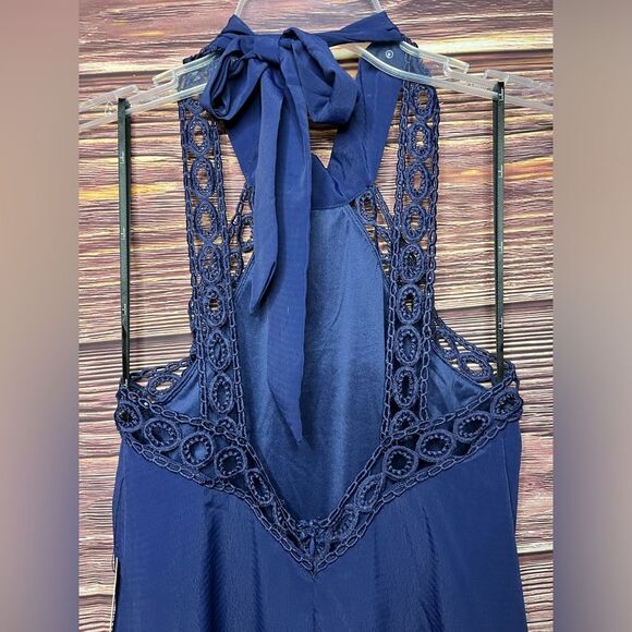 NWT Lulus Navy Blue Open Back Dress. Size X-Small. - Picture 6 of 9